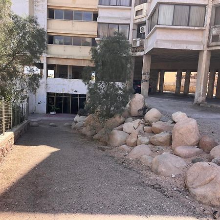 Dc Apartments - 2 Bedrooms Near The Beach Eilat Bagian luar foto